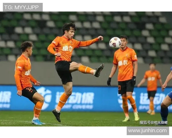 武汉网球队战术解析：如何有效盯防对手提升竞技水平